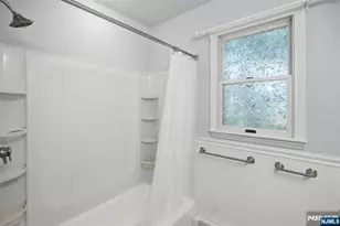308 Ross Ave, Hackensack, NJ 07601 - Photo 27