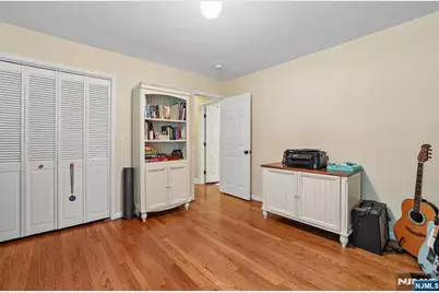 10 Arcadia Road, Woodcliff Lake, NJ 07677 - Photo 17