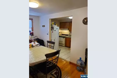 158 Bergen Avenue 2 #2, North Arlington, NJ 07031 - Photo 3