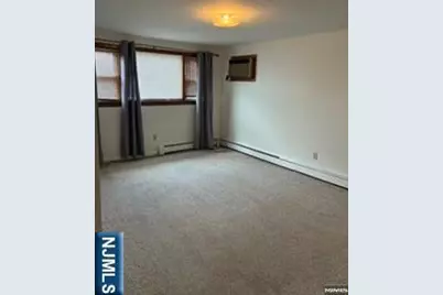 158 Bergen Avenue 2 #2, North Arlington, NJ 07031 - Photo 3