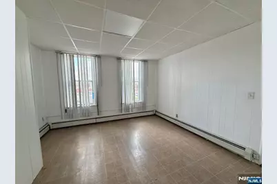 525 Harrison Avenue 2F #2F, Harrison, NJ 07029 - Photo 5