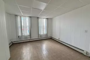 525 Harrison Ave 2F, Harrison, NJ 07029 - Photo 5