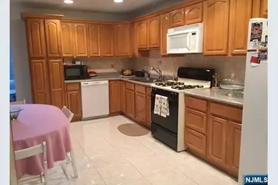 525 Harrison Avenue 2F #2F, Harrison, NJ 07029 - Photo 1