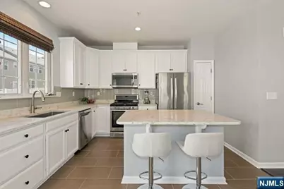 44 Truman Drive, Wood Ridge, NJ 07075 - Photo 21