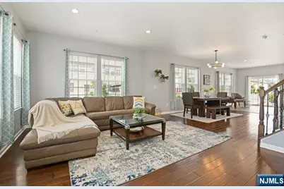 44 Truman Drive, Wood Ridge, NJ 07075 - Photo 3