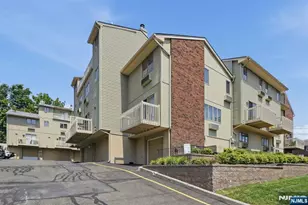 1 Coles Ave 1C, Hackensack, NJ 07601 - Photo 1