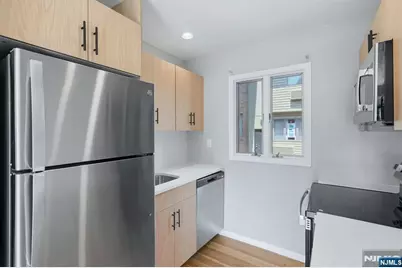 1 Coles Avenue 1C #1C, Hackensack, NJ 07601 - Photo 5