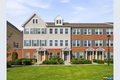 18 Litchfield Lane, Fair Lawn, NJ 07410 - Photo 3