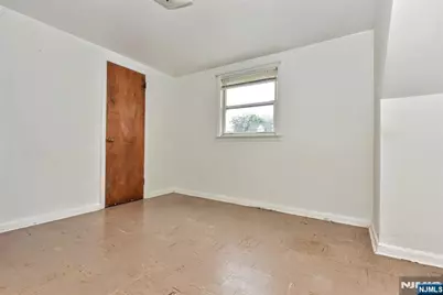 391 Macarthur Avenue, Garfield, NJ 07026 - Photo 17