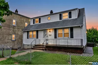 391 Macarthur Avenue, Garfield, NJ 07026 - Photo 3
