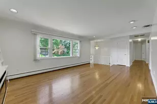 11 Rande Dr, Wayne, NJ 07470 - Photo 9