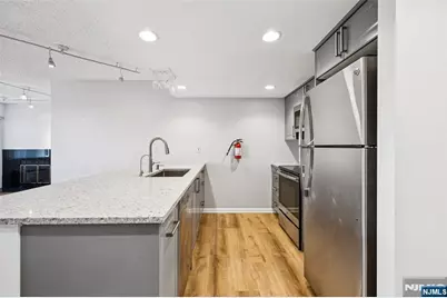 55 Clinton Place 510 #510, Hackensack, NJ 07601 - Photo 11