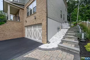 22 Hilltop Dr, Caldwell, NJ 07006 - Photo 41