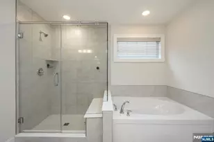 22 Hilltop Dr, Caldwell, NJ 07006 - Photo 23