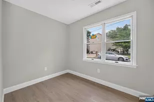 50 Kinzley St, South Hackensack Township, NJ 07606 - Photo 11