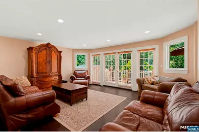 2604 Cleveland Avenue, Washington Township, NJ 07676 - Photo 13