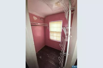 254 Glenwood Avenue, East Orange, NJ 07017 - Photo 7