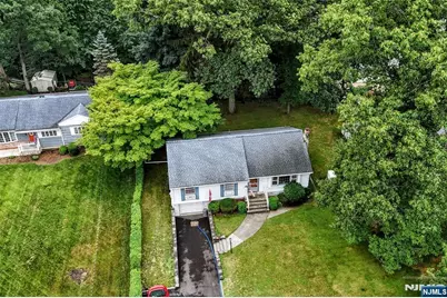 423 W Oakland Avenue, Oakland, NJ 07436 - Photo 5