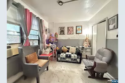 615 Summit Avenue, Union City, NJ 07087 - Photo 9