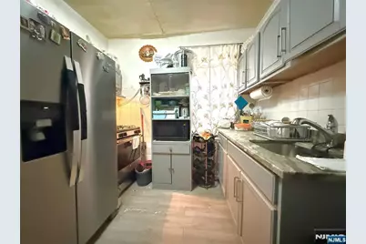615 Summit Avenue, Union City, NJ 07087 - Photo 7