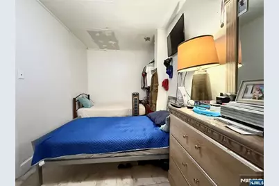 615 Summit Avenue, Union City, NJ 07087 - Photo 13