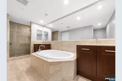 8100 River Road 905 #905, North Bergen, NJ 07047 - Photo 15