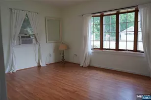 59 Pine St, Midland Park, NJ 07432 - Photo 3