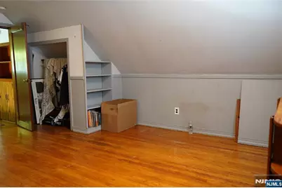 59 Pine Street, Midland Park, NJ 07432 - Photo 11