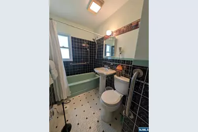 59 Pine Street, Midland Park, NJ 07432 - Photo 15