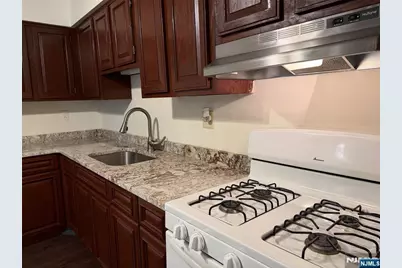 391 Union Avenue 387 #387, Belleville, NJ 07109 - Photo 3