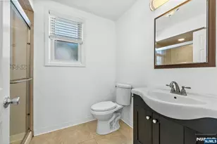 172 Cedar Street 1, Ridgefield Park, NJ 07660 - Photo 11