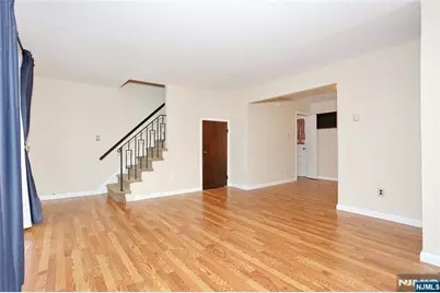 324 Edstan, Paramus, NJ 07652 - Photo 9