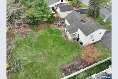 324 Edstan, Paramus, NJ 07652 - Photo 29