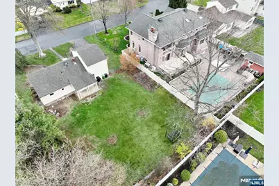 324 Edstan, Paramus, NJ 07652 - Photo 31