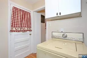 324 Edstan, Paramus, NJ 07652 - Photo 17