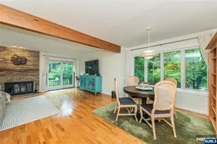 122 Macleish Ct, Mahwah, NJ 07430 - Photo 7