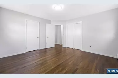 24 Van Vliet Court 2 #2, Clifton, NJ 07013 - Photo 13