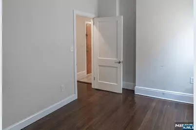 57 Glenridge Avenue 2R #2R, Montclair, NJ 07042 - Photo 7