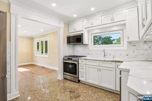 50 Lincoln Pl, Waldwick, NJ 07463 - Photo 15