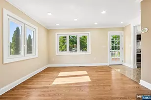 50 Lincoln Pl, Waldwick, NJ 07463 - Photo 13