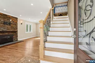 50 Lincoln Pl, Waldwick, NJ 07463 - Photo 9
