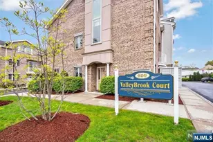 630 Valley Brook Ave 19, Lyndhurst Township, NJ 07071 - Photo 1