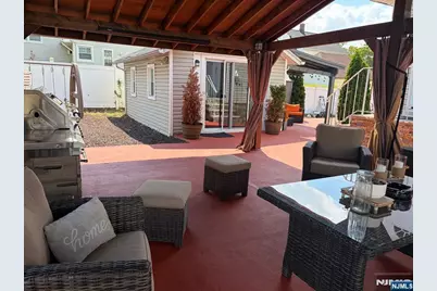 371 Simons Avenue, Hackensack, NJ 07601 - Photo 19