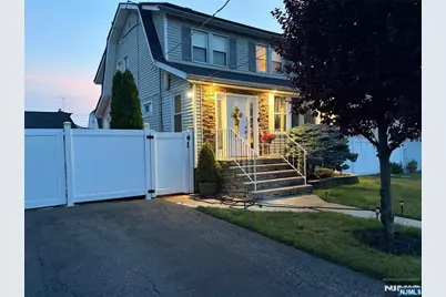 371 Simons Avenue, Hackensack, NJ 07601 - Photo 1
