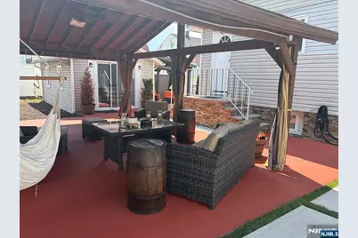 371 Simons Avenue, Hackensack, NJ 07601 - Photo 15