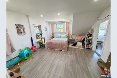 390 Apt 5 Orange Road 5 #5, Montclair, NJ 07042 - Photo 3