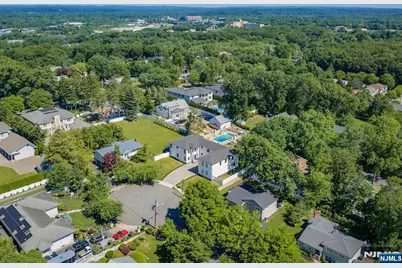191 Nimitz Road, Paramus, NJ 07652 - Photo 49