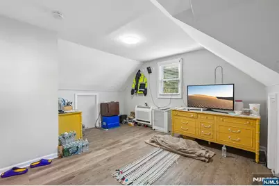 13-38 Hedman Place, Fair Lawn, NJ 07410 - Photo 29
