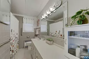 522 Helena Ave, Wyckoff Township, NJ 07481 - Photo 23