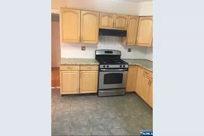 118 Fairfield Drive, Paramus, NJ 07652 - Photo 3